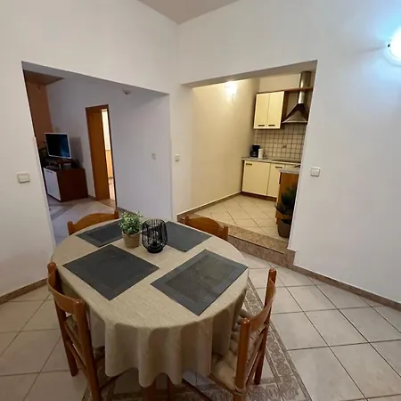 Apartments Funtana Appartement